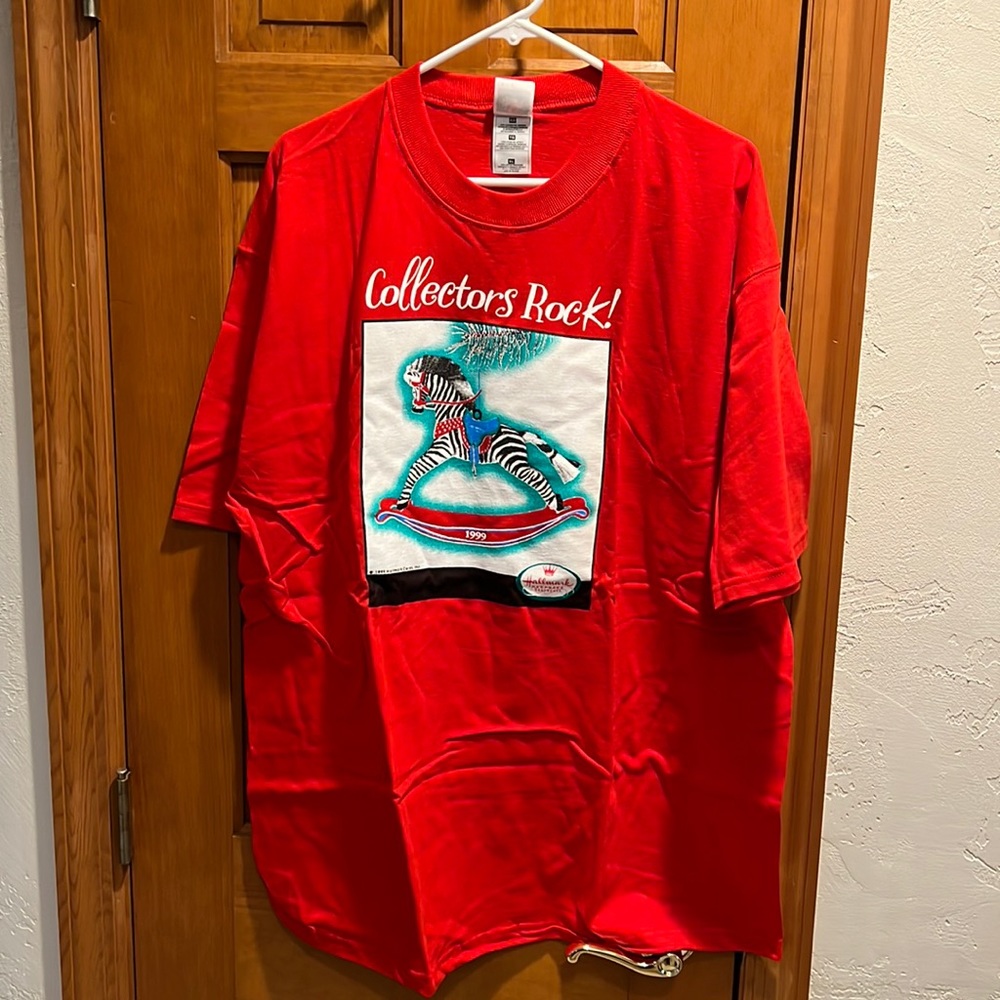 Hallmark Keepsake Ornaments T Shirt 1999 Collectors Rock Red Adult Sz XL - 3/20